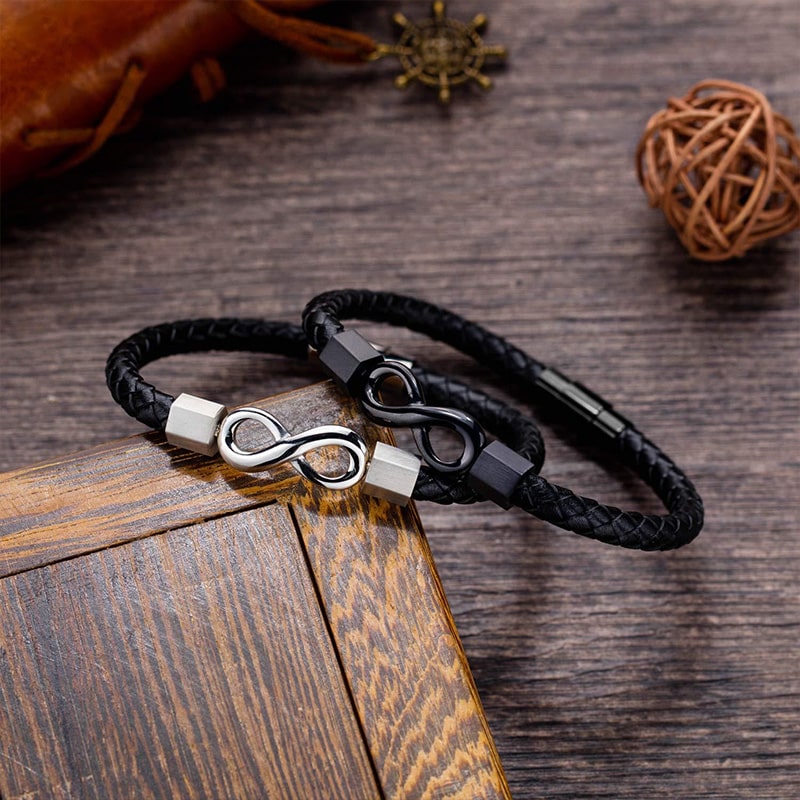 Unendlichkeits-Armband mit Gravur an meinen Mann - Liebesketten