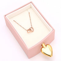 Amour Rosenbox mit versteckter Doppelherzkette