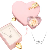 Amour Rosenbox mit versteckter Doppelherzkette