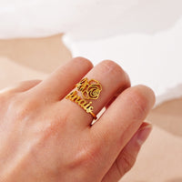 Geburtsblumen-Ring mit Name und feiner Blütengravur