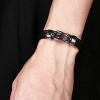 Geflochtenes Lederarmband für Oma und ihren Enkel