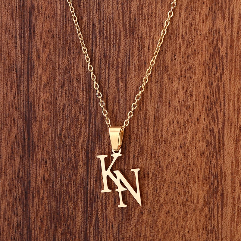 Halskette mit zwei ineinandergreifenden Initialen - Liebesketten