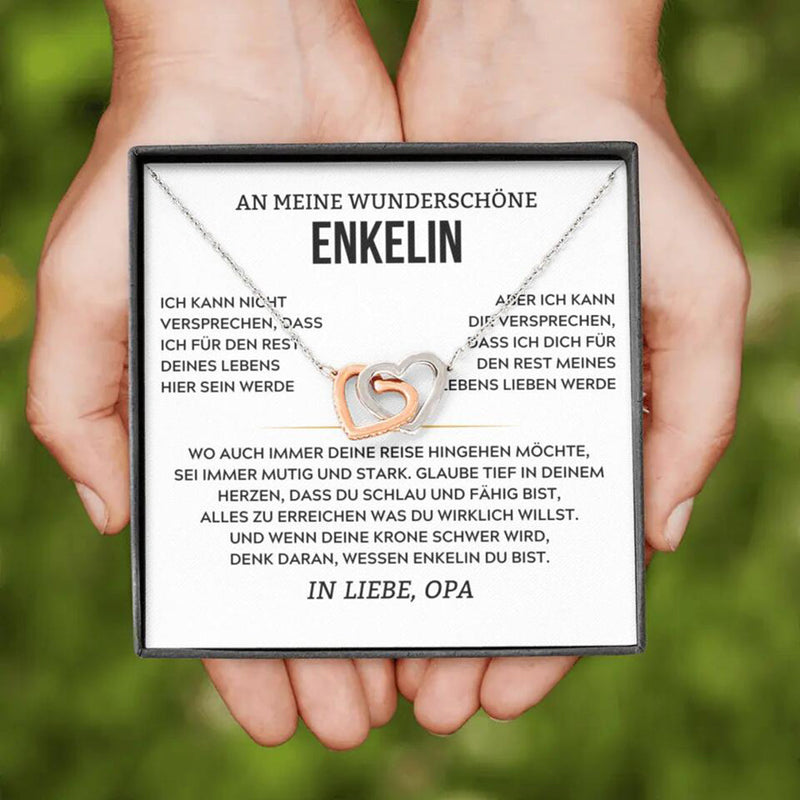 Herz-Halskette mit Karte an die schöne Enkelin