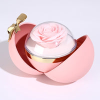 Kugel-Rosenbox mit Herz-Halskette und echter Rose