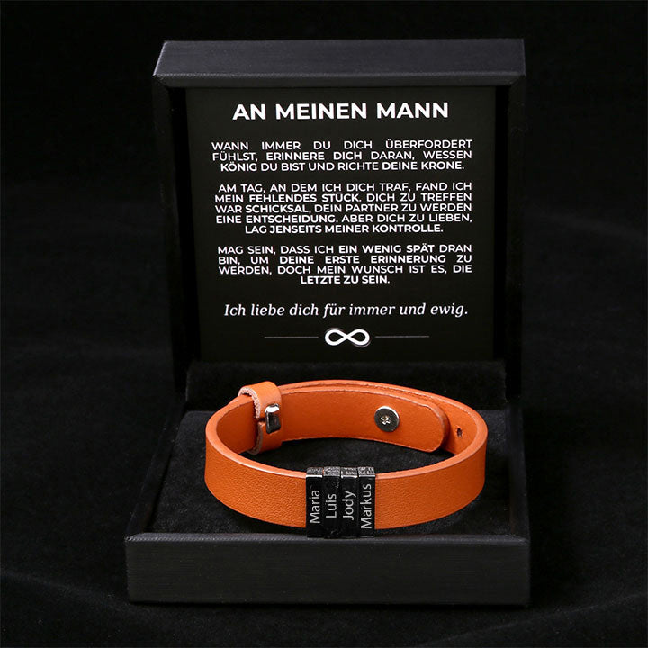 Lederarmband mit gravierten Plättchen für ihn