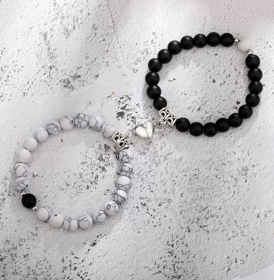 Magnetische Natursteinarmbänder für Paare im Set - Liebesketten