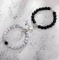 Magnetische Natursteinarmbänder für Paare im Set