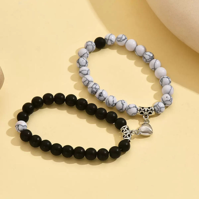 Magnetische Natursteinarmbänder für Paare im Set