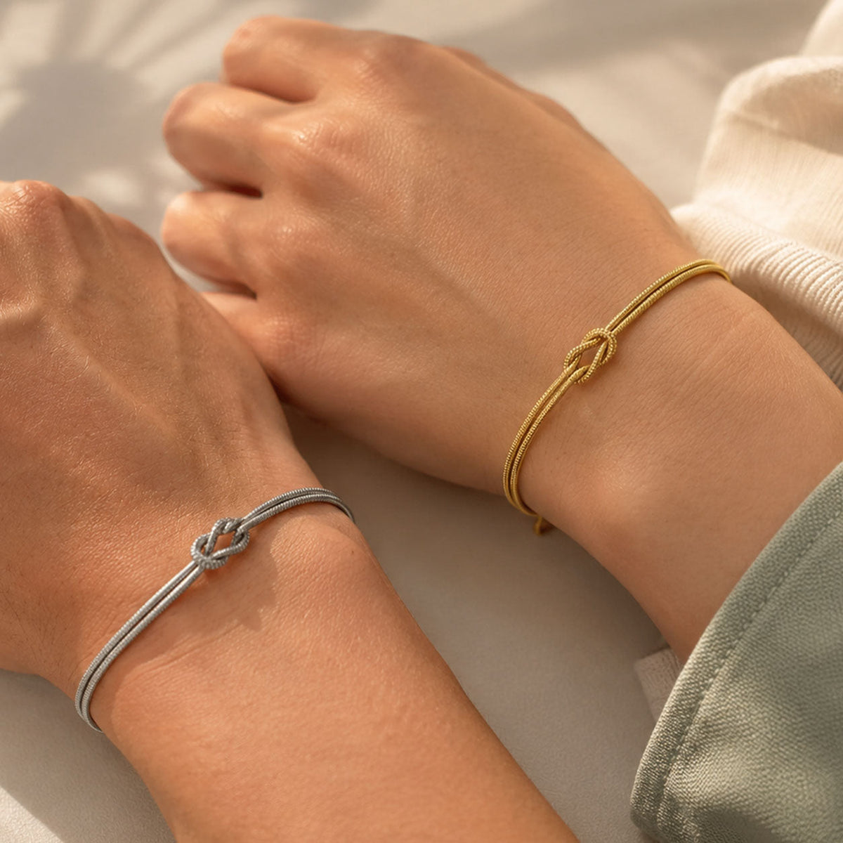 Partnerarmbänder mit Ewigkeitsknoten für zwei - Liebesketten