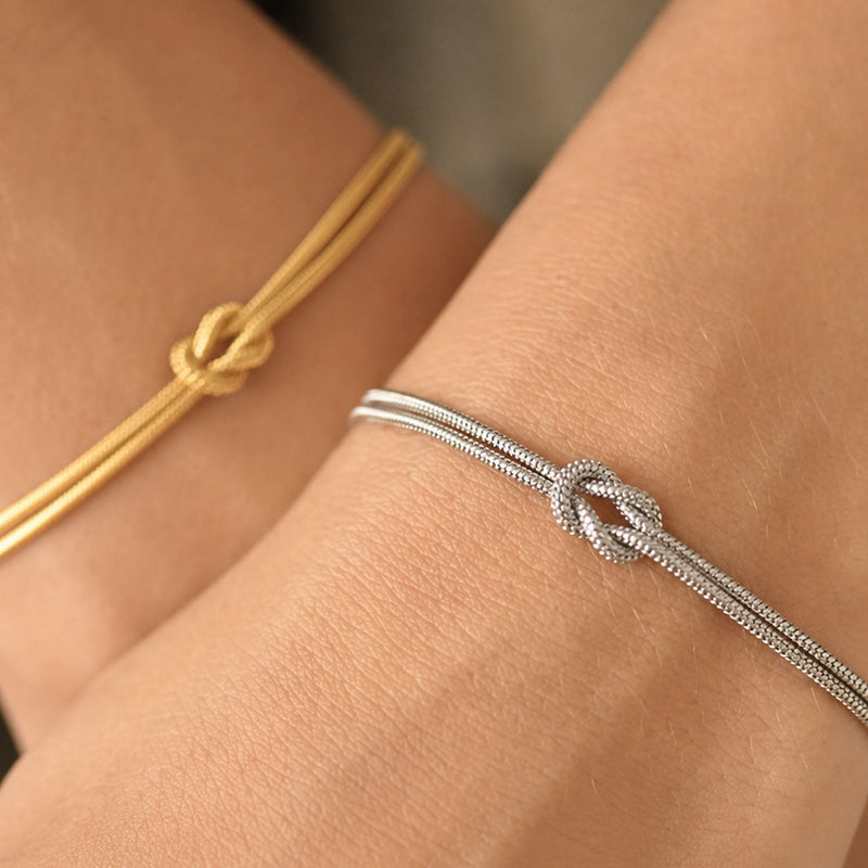 Partnerarmbänder mit Ewigkeitsknoten für zwei
