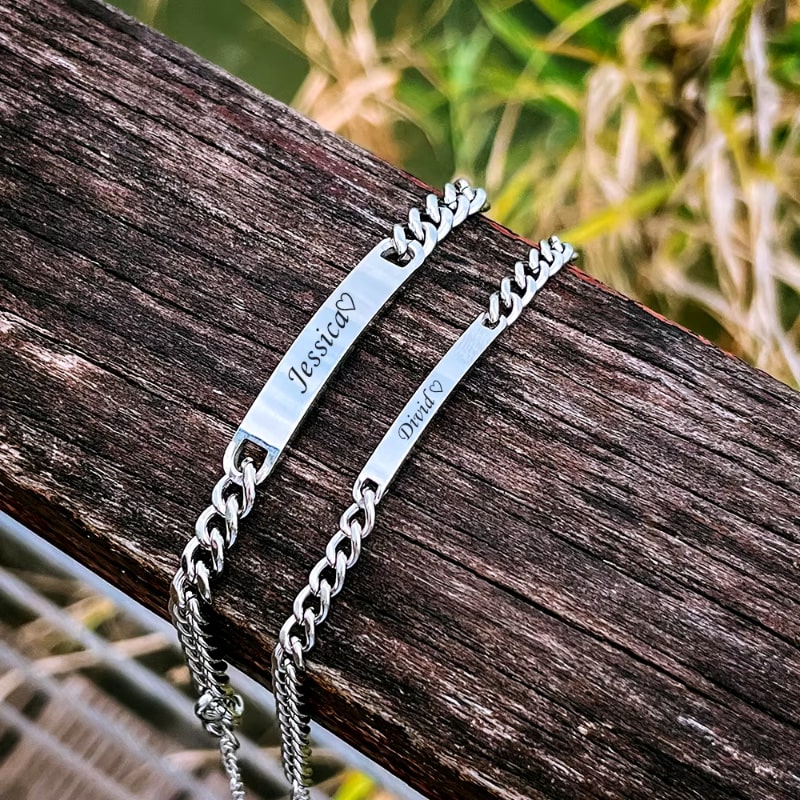 Partnerarmbänder mit Namensgravur im Zweierset - Liebesketten