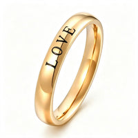 Personalisierter Ring mit Namensgravur am Band