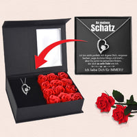 Rosenbox mit Notiz und funkelnder Herz-Halskette
