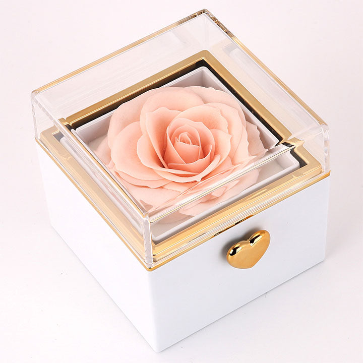 Überraschungs-Rosenbox mit Herzkette und Notiz